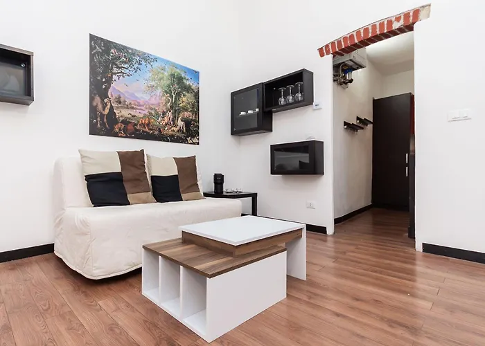 Apartment 300 Meters From The Aquarium And San Giorno Metro, Self Checkin And Fast Internet Genua
