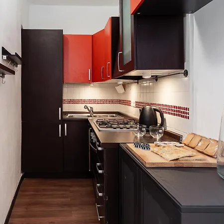 Cozy Apartment, 300 Meters From The Aquarium And San Giorno Metro