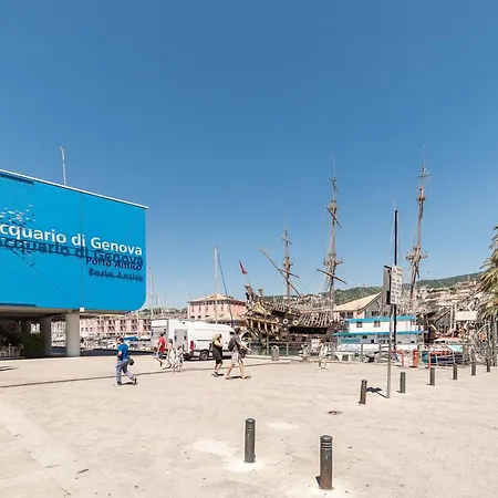 Cozy Apartment, 300 Meters From The Aquarium And San Giorno Metro Genoa