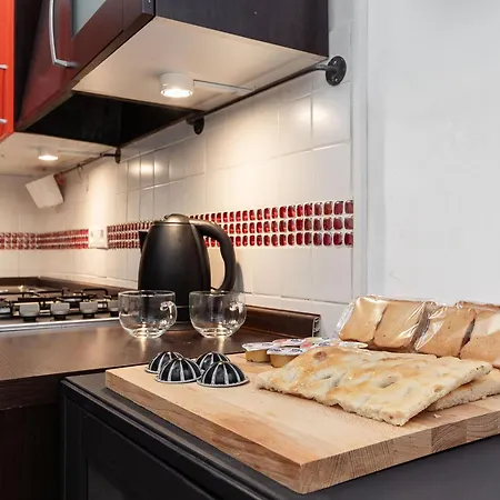 Appartement Cozy Apartment, 300 Meters From The Aquarium And San Giorno Metro Genua