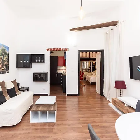 Cozy Apartment, 300 Meters From The Aquarium And San Giorno Metro Appartement *