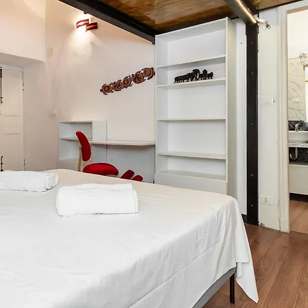 Apartment Cozy Apartment, 300 Meters From The Aquarium And San Giorno Metro