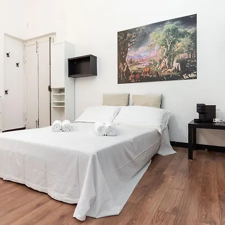 Apartamento 3 Posti Letto A Pochi Passi Dall'acquario Di Genova, Self-checkin, Wifi Veloce *