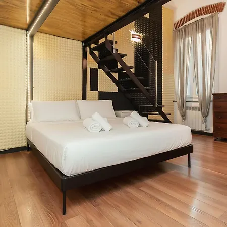 300 Meters From The Aquarium And San Giorno Metro, Self Checkin And Fast Internet Apartment *