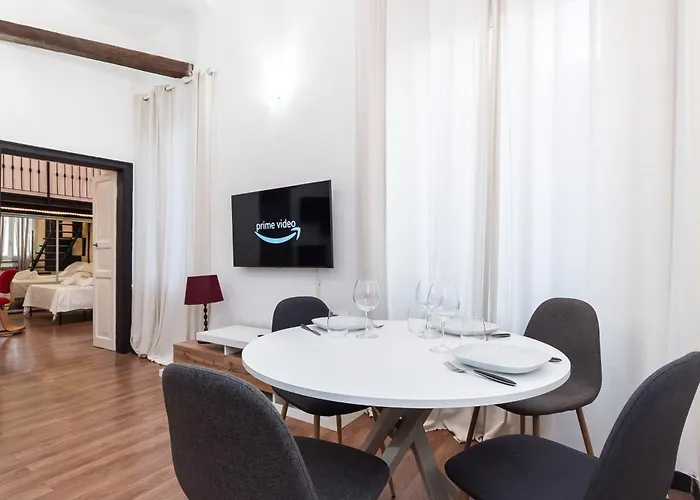 300 Meters From The Aquarium And San Giorno Metro, Self Checkin And Fast Internet Genoa