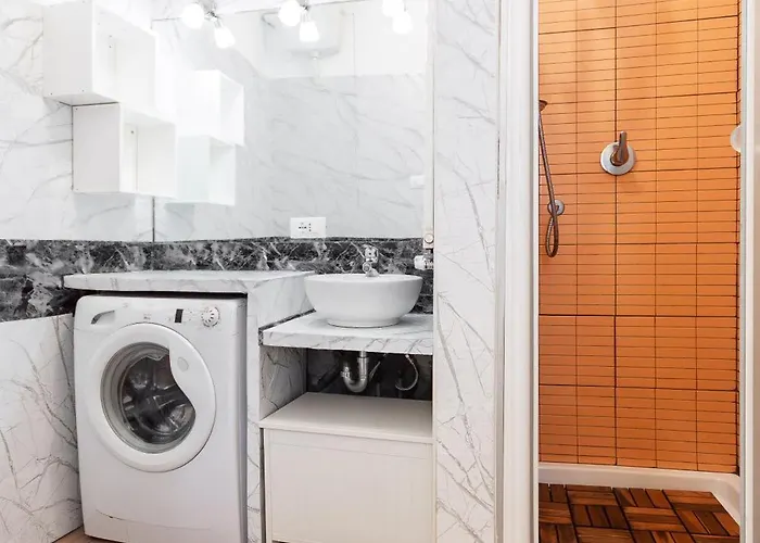 300 Meters From The Aquarium And San Giorno Metro, Self Checkin And Fast Internet Apartment